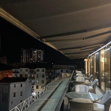 Hotel Tsereteli Palace Batoumi Extérieur photo